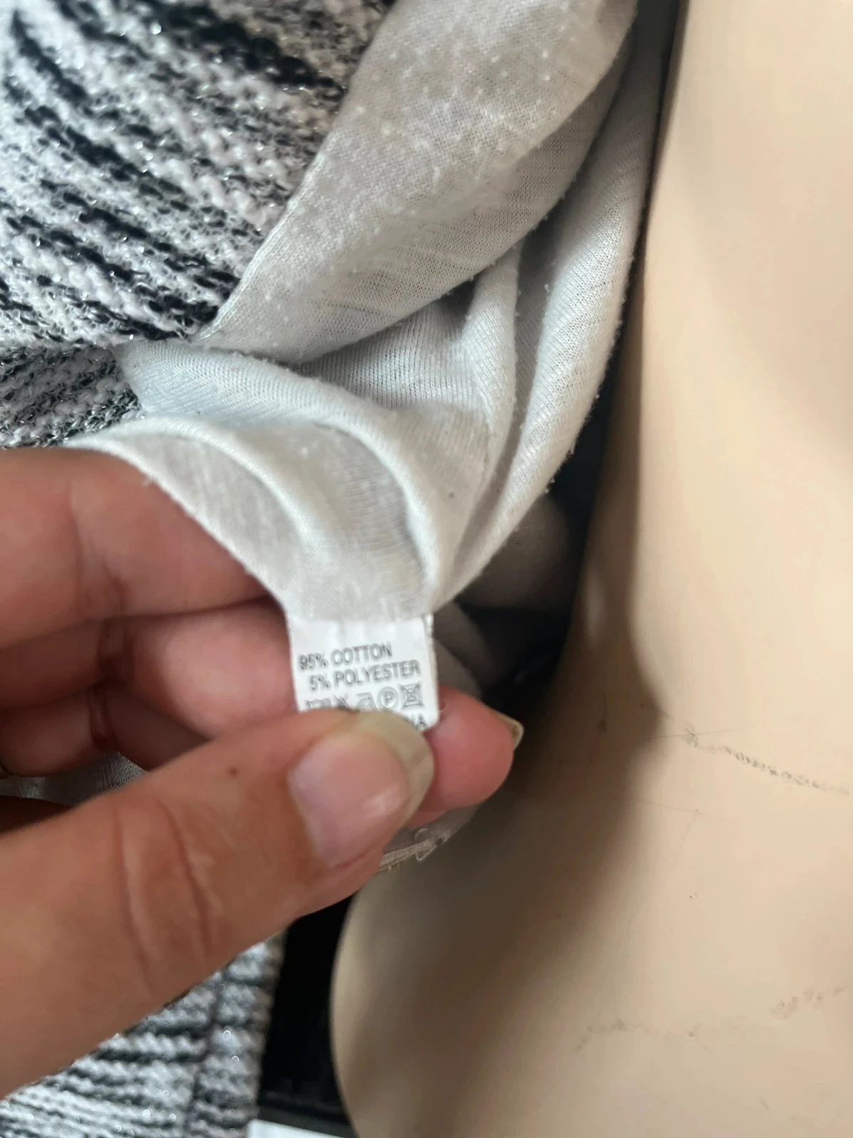 Gilet / Kort vest met leuke breiselstructuur voor dames – Maat 36 – photo 3